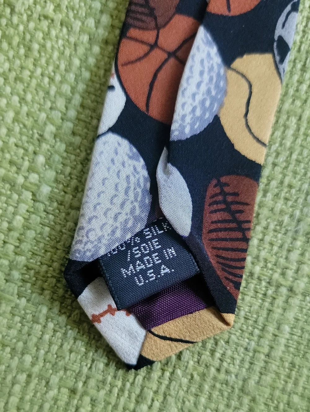 None peanuts ties